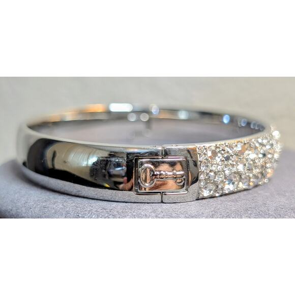 FOSSIL Silver Tone Rhinestone Encrusted Hinged Oval Bangle Bracelet - Picture 3 of 10